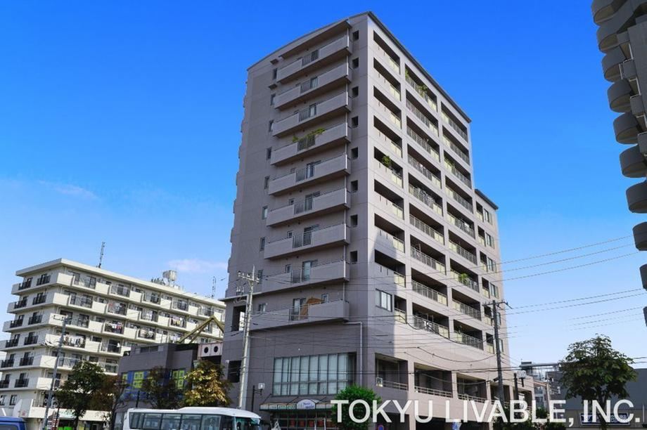2LDK apartment in Inagi, Tokyo - Photo 1