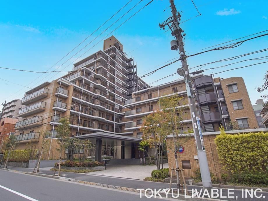 3LDK apartment in Edogawa Ward, Tokyo - Photo 1