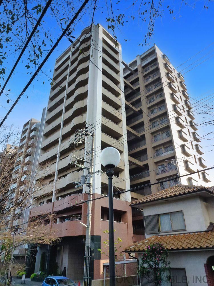 3LDK apartment in Takarazuka, Hyogo - Photo 1