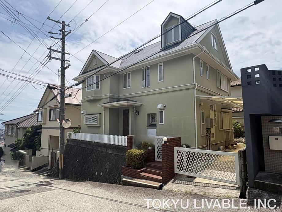 5LDK+S house in Takarazuka, Hyogo - Photo 1