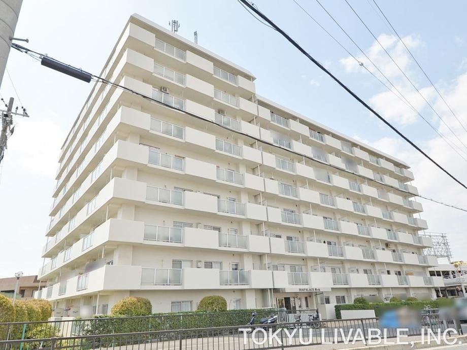 3LDK apartment in Neyagawa, Osaka - Photo 1