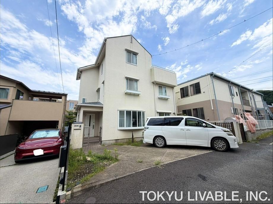 5LDK house in Kamakura, Kanagawa - Photo 1