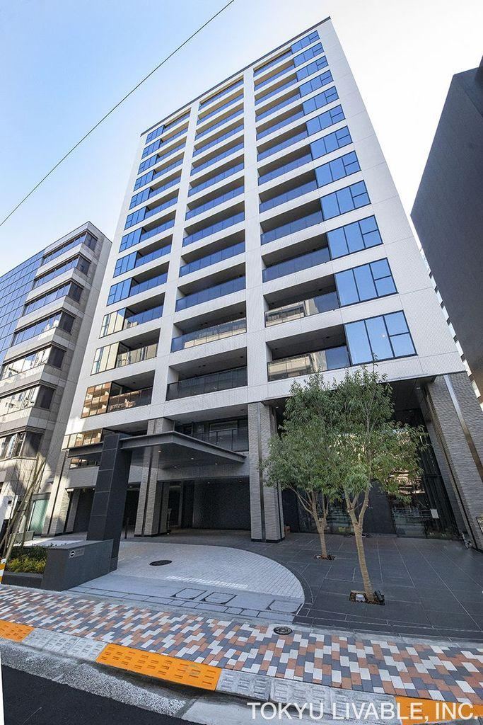 2LDK apartment in Shibuya Ward, Tokyo - Photo 1