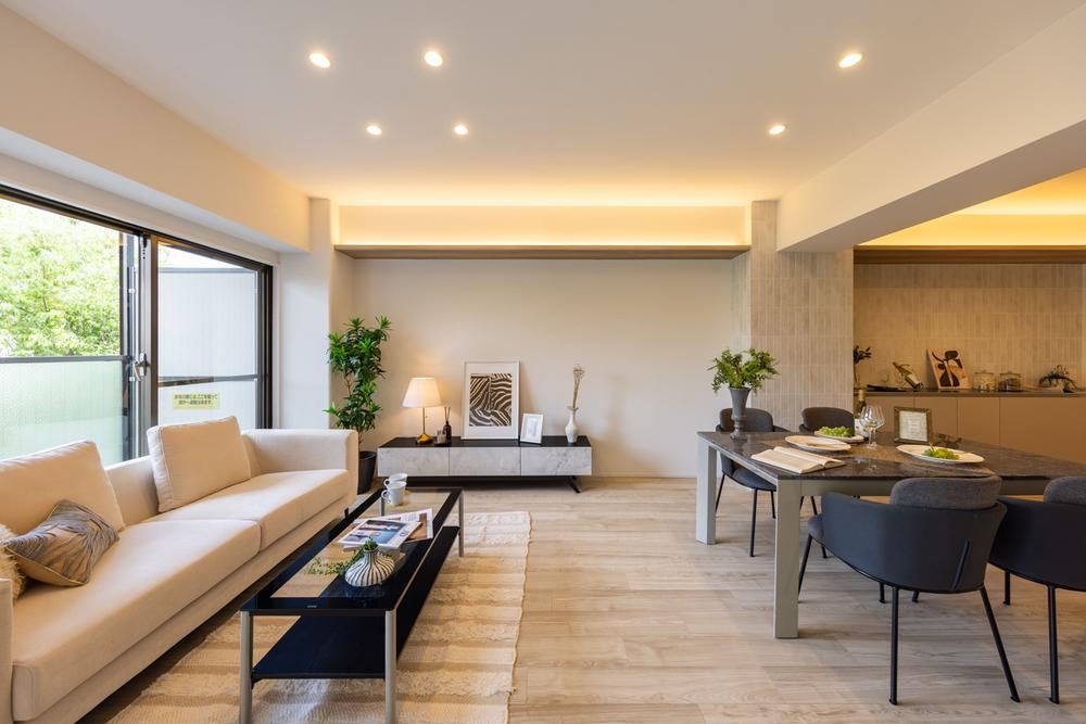 3LDK apartment in Nishinomiya, Hyogo - Photo 1