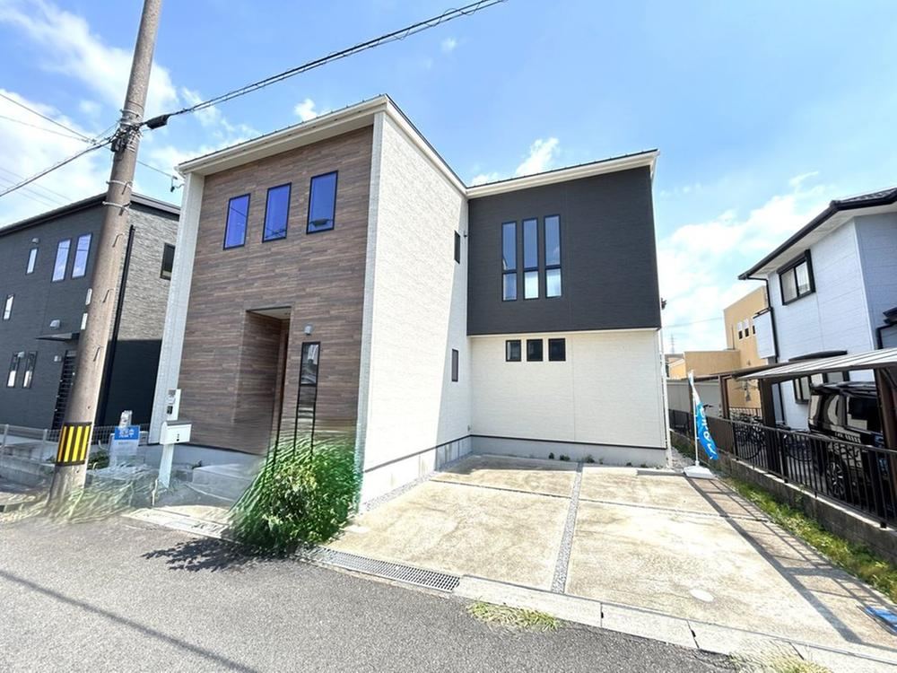 3LDK house in Yokkaichi, Mie - Photo 1