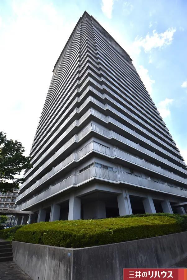 3LDK apartment in Kita Ward, Okayama - Photo 1