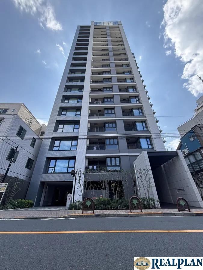 1LDK apartment in Minato Ward, Tokyo - Photo 1