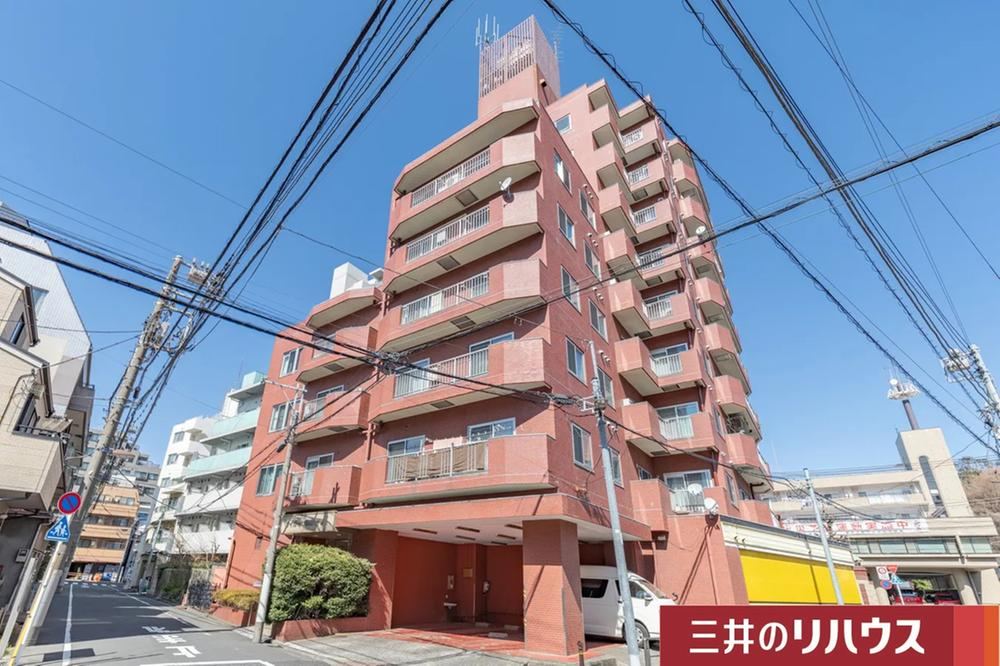 1LDK apartment in Bunkyo Ward, Tokyo - Photo 1