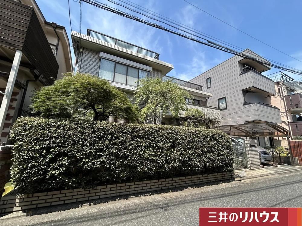 8LDK house in Toshima Ward, Tokyo - Photo 1