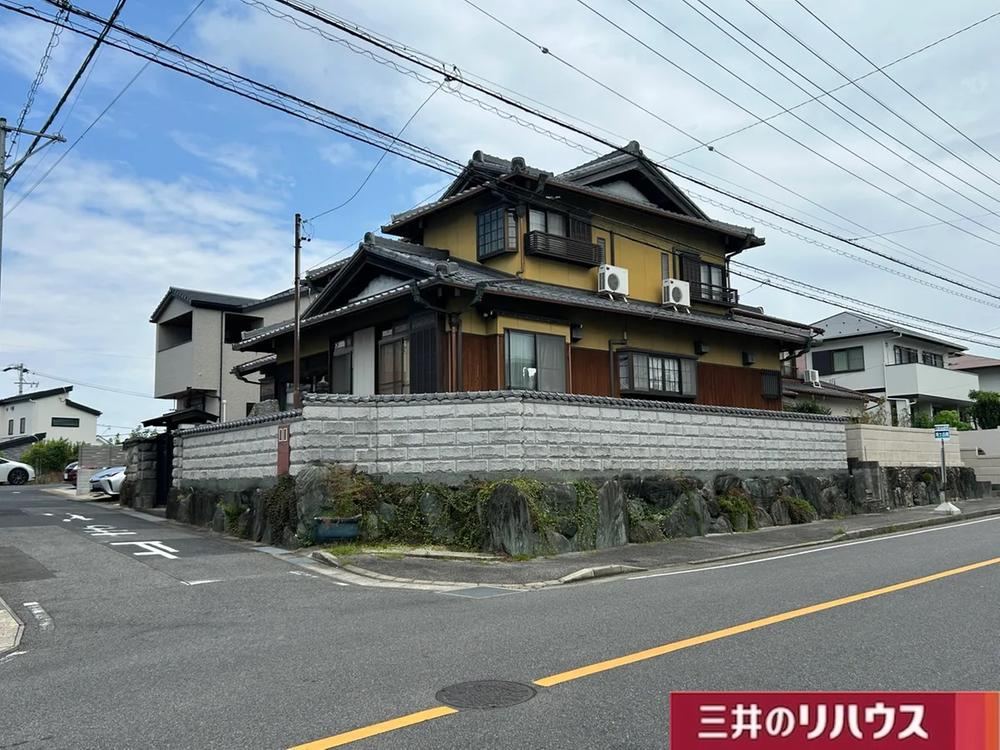 7LDK house in Nisshin, Aichi - Photo 1