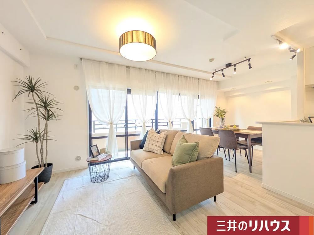 3LDK apartment in Sakai Ward, Sakai, Osaka - Photo 1