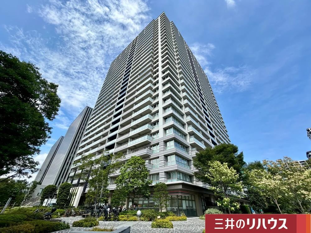 2LDK apartment in Shinagawa Ward, Tokyo - Photo 1