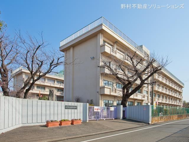 3LDK apartment in Zama, Kanagawa - Photo 1