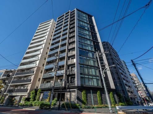 2LDK apartment in Bunkyo Ward, Tokyo - Photo 1