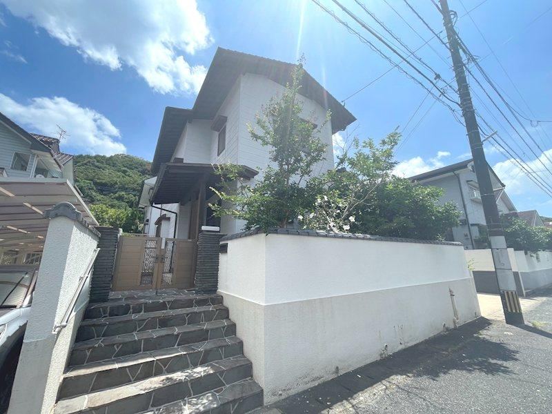 4LDK house in Kokuraminami Ward, Kitakyushu, Fukuoka - Photo 1
