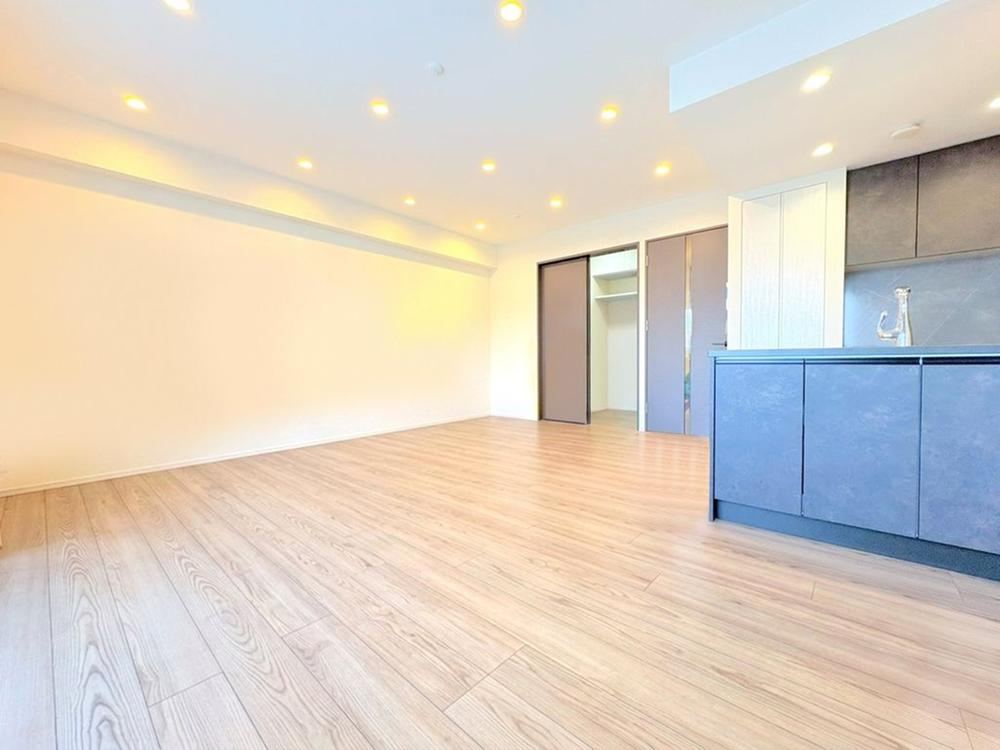 3LDK apartment in Onojo, Fukuoka - Photo 1