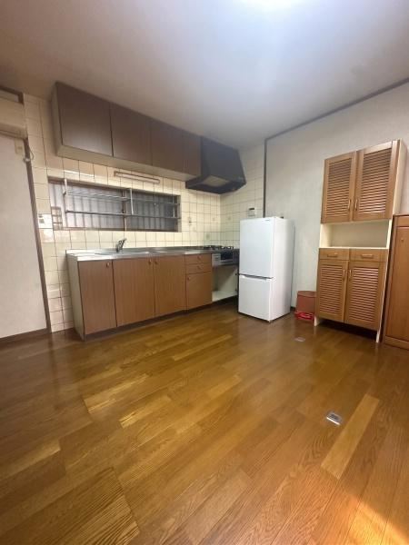3LDK house in Nishinari Ward, Osaka - Photo 1