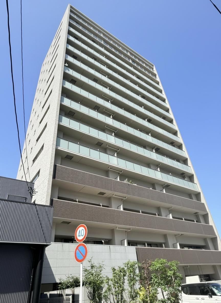 3LDK apartment in Utsunomiya, Tochigi - Photo 1