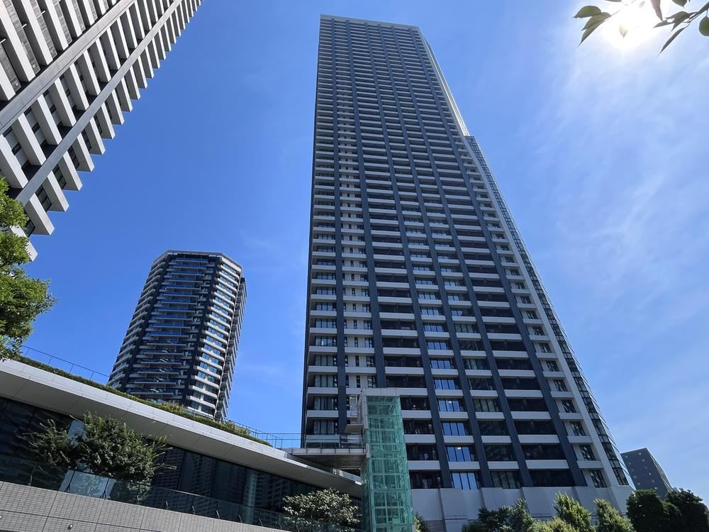 2LDK apartment in Chuo Ward, Tokyo - Photo 1