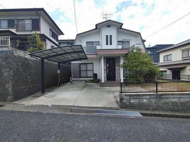 3LDK house in Hatsukaichi, Hiroshima - Photo 1