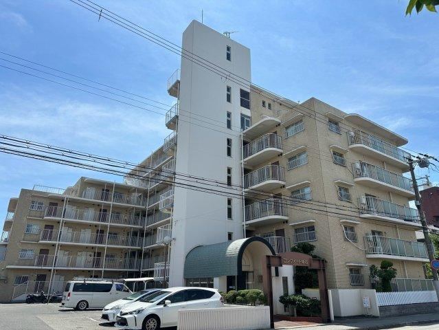 3LDK apartment in Akashi, Hyogo - Photo 1