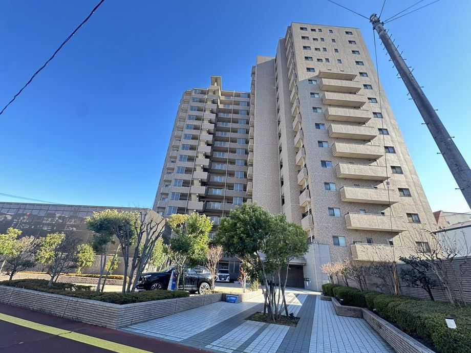 3LDK apartment in Numazu, Shizuoka - Photo 1