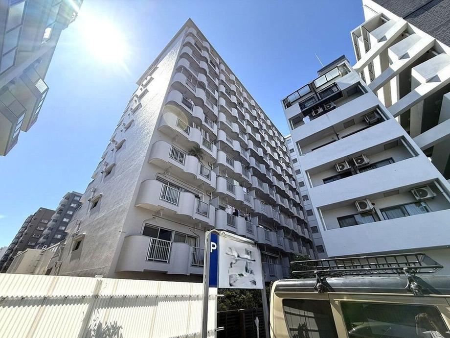 2LDK apartment in Chuo Ward, Fukuoka - Photo 1
