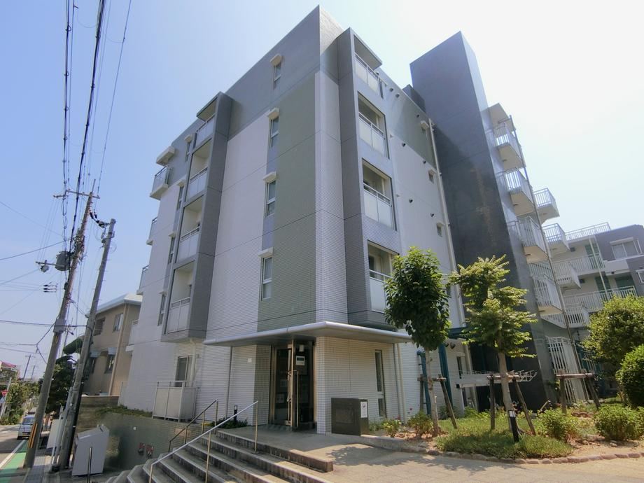1LDK+S apartment in Ashiya, Hyogo - Photo 1