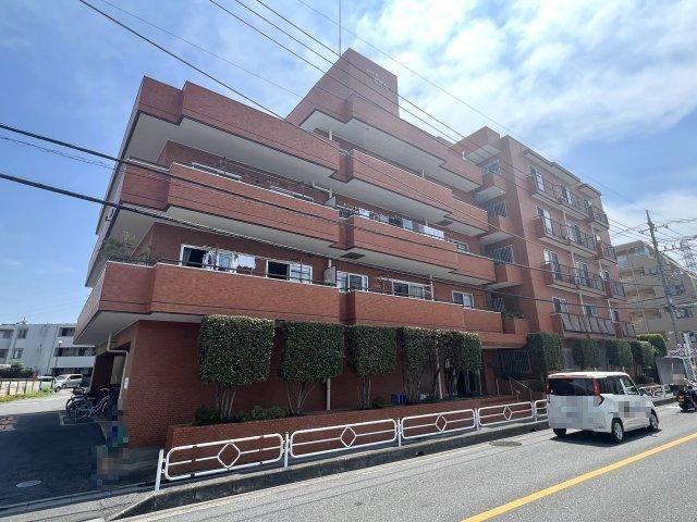 2LDK+S apartment in Minami Ward, Saitama - Photo 1