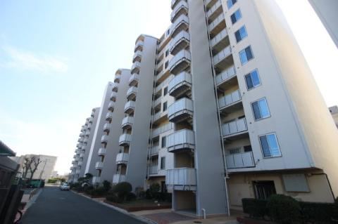 3LDK apartment in Yokosuka, Kanagawa - Photo 1