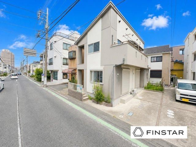 4LDK house in Koshigaya, Saitama - Photo 1