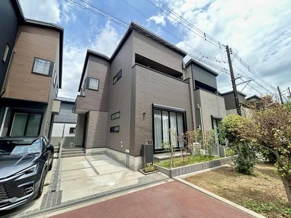 3LDK house in Soka, Saitama - Photo 1