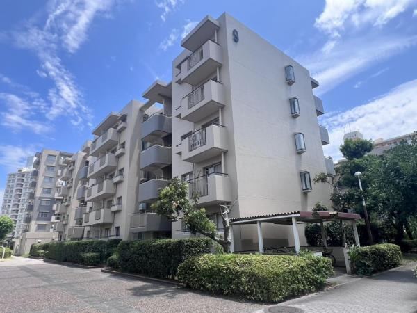 4LDK apartment in Kagoshima, Kagoshima - Photo 1