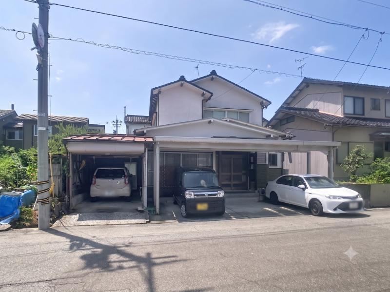 6DK house in Kanazawa, Ishikawa - Photo 1