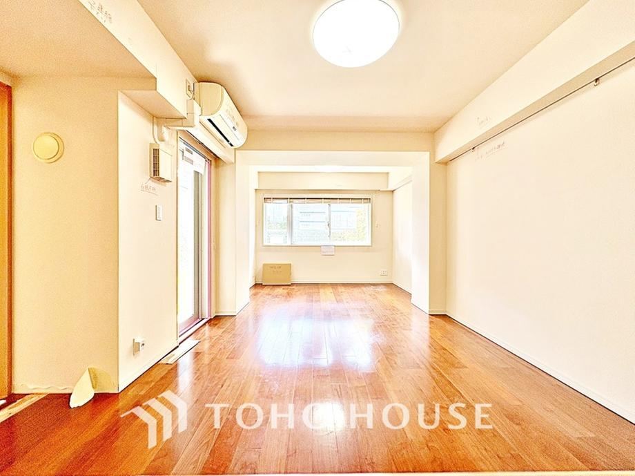 3LDK apartment in Nakano Ward, Tokyo - Photo 1