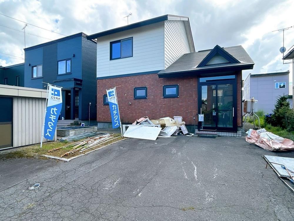5LDK house in Asahikawa, Hokkaido - Photo 1