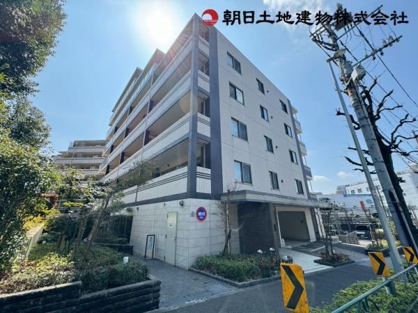 3LDK apartment in Tama, Tokyo - Photo 1