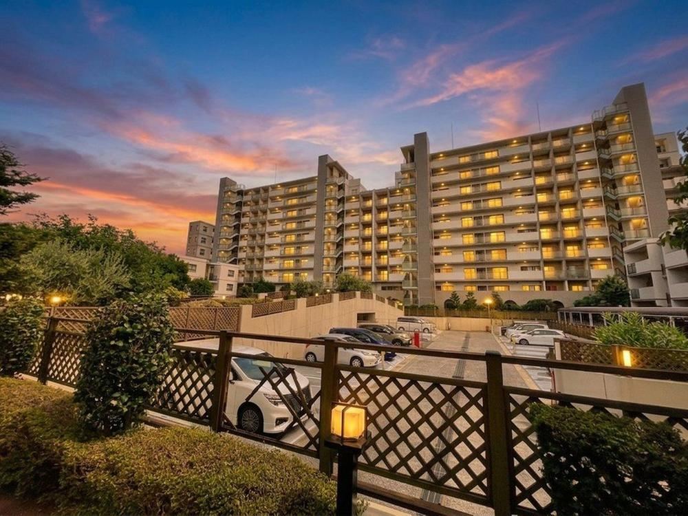 4LDK apartment in Sakura, Chiba - Photo 1