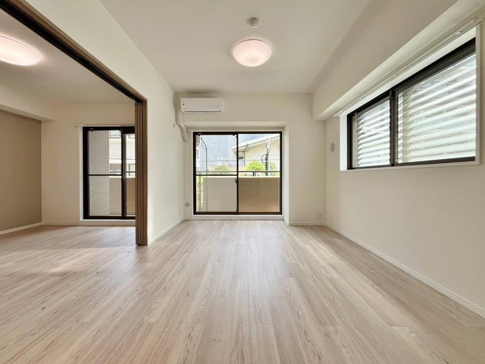 2LDK+S apartment in Kawaguchi, Saitama - Photo 1