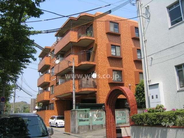 1LDK apartment in Toyonaka, Osaka - Photo 1
