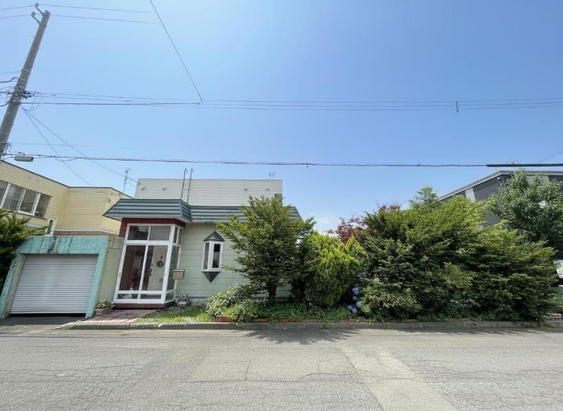 390 m² land in Ebetsu, Hokkaido - Photo 1
