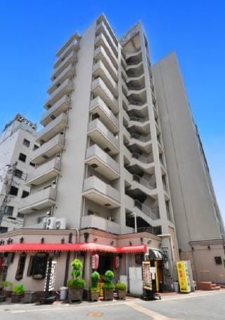 3LDK apartment in Kita Ward, Osaka - Photo 1