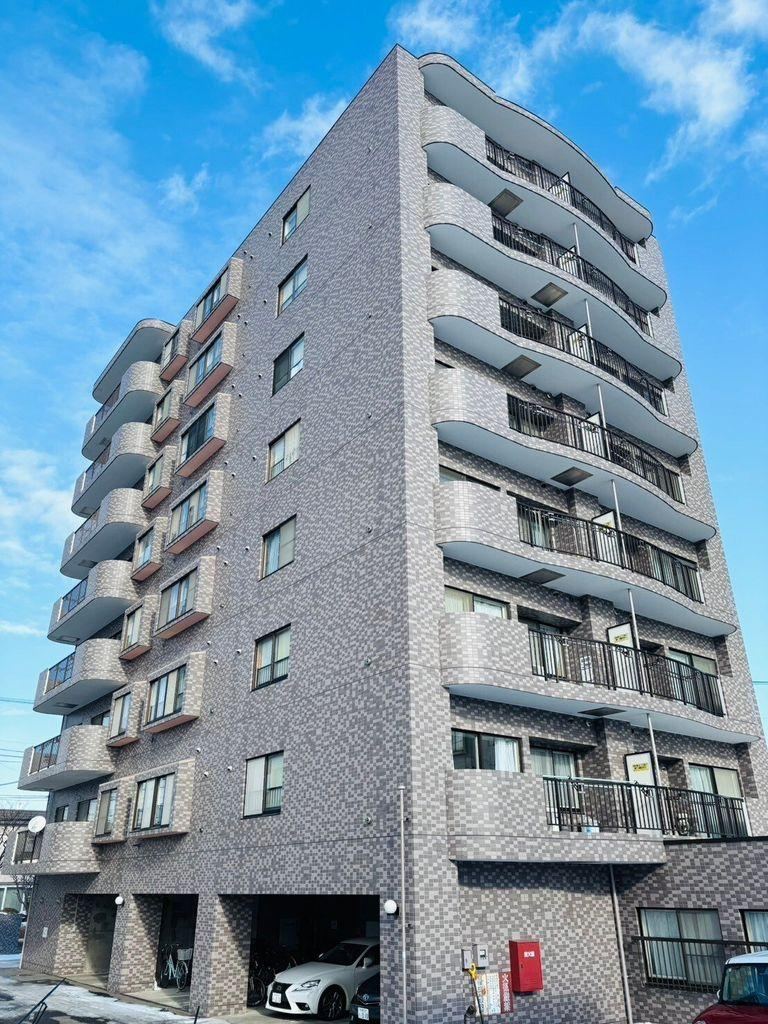 3LDK apartment in Nishi Ward, Sapporo, Hokkaido - Photo 1