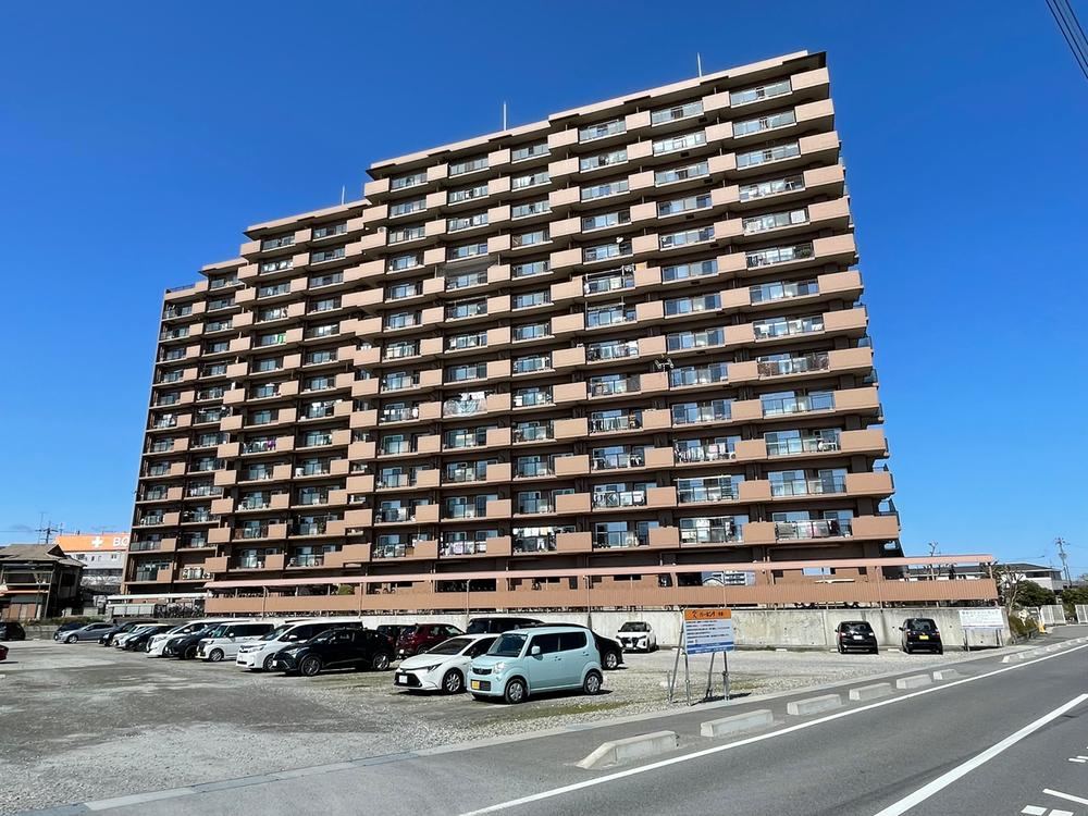 3LDK apartment in Otsu, Shiga - Photo 1