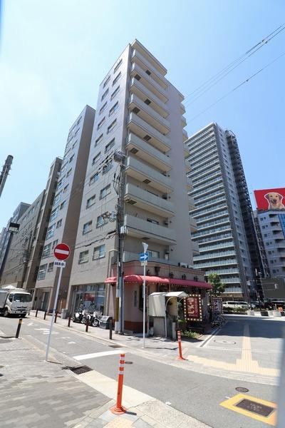 1LDK apartment in Kita Ward, Osaka - Photo 1