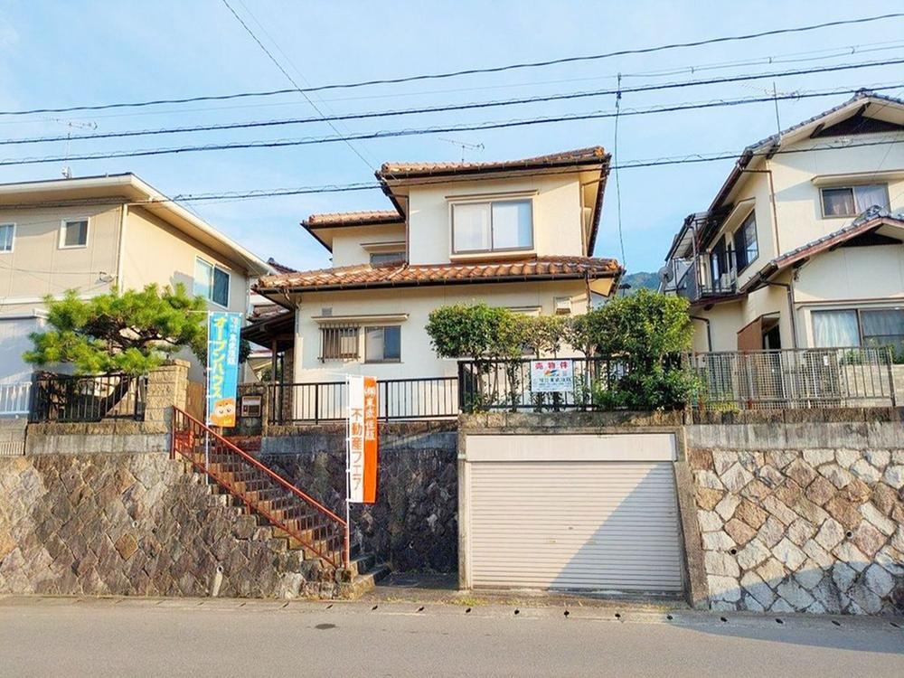 5DK house in Asaminami Ward, Hiroshima - Photo 1