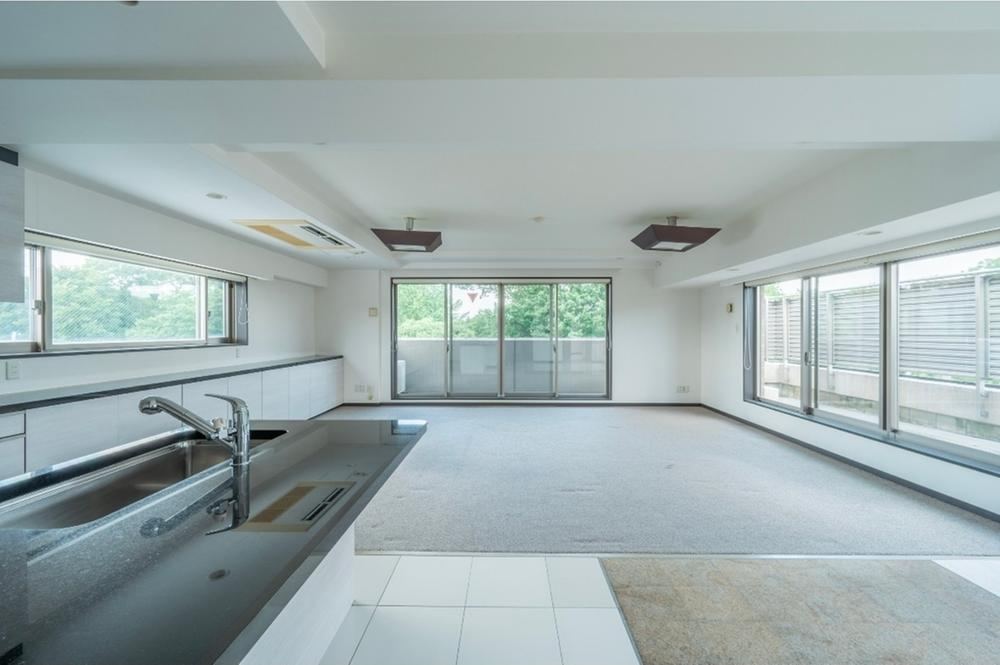 3LDK apartment in Kamigyo Ward, Kyoto - Photo 1