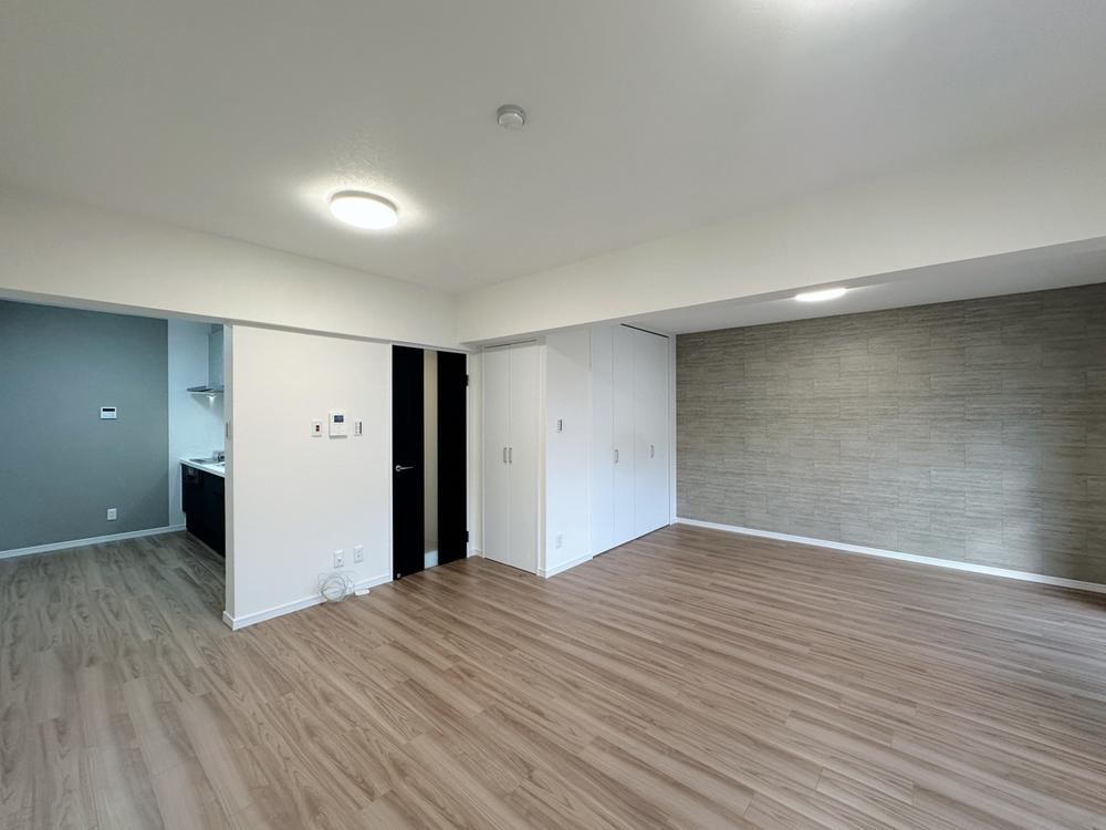 3LDK apartment in Nishi Ward, Hiroshima - Photo 1