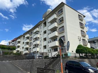 3LDK apartment in Minami Ward