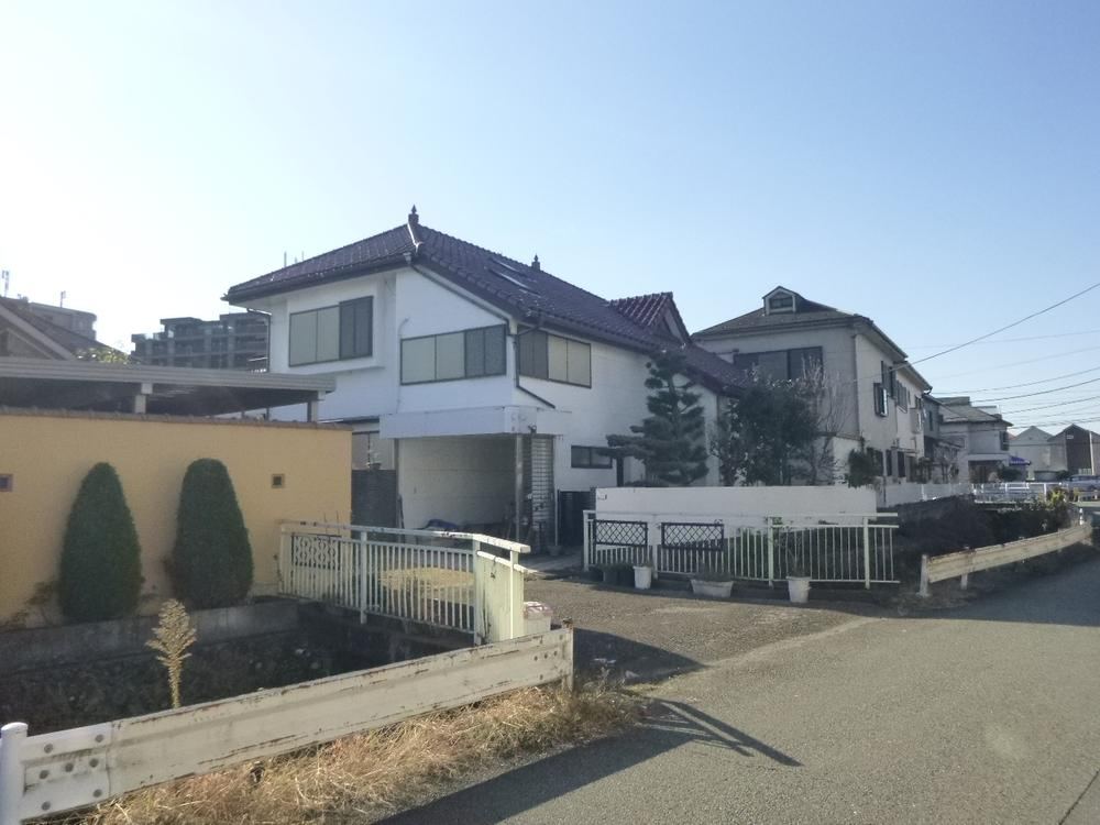352 m² land in Akishima, Tokyo - Photo 1